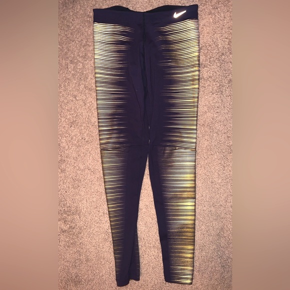 Nike leggings - Picture 1 of 1